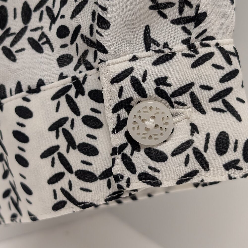 Cabi #3255 Split-Back Button Down Printed Blouse … - image 6